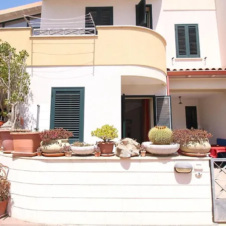 Vakantiehuis Rosetta By Renthousesalento- A 100 M Dal Mare